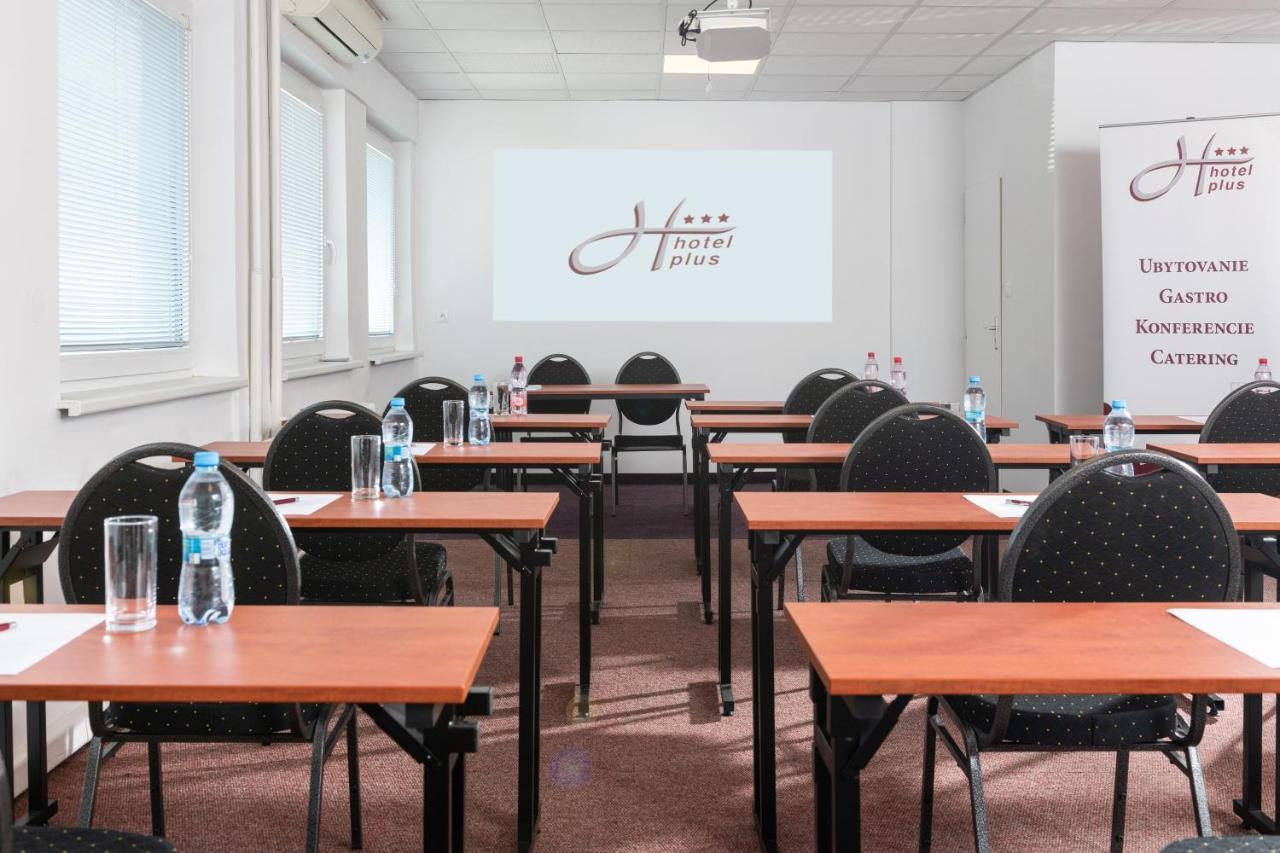 Hotel Plus Bratislava Eksteriør billede