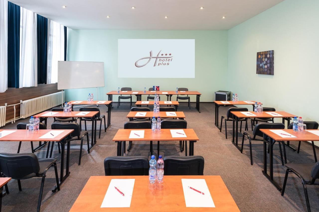 Hotel Plus Bratislava Eksteriør billede